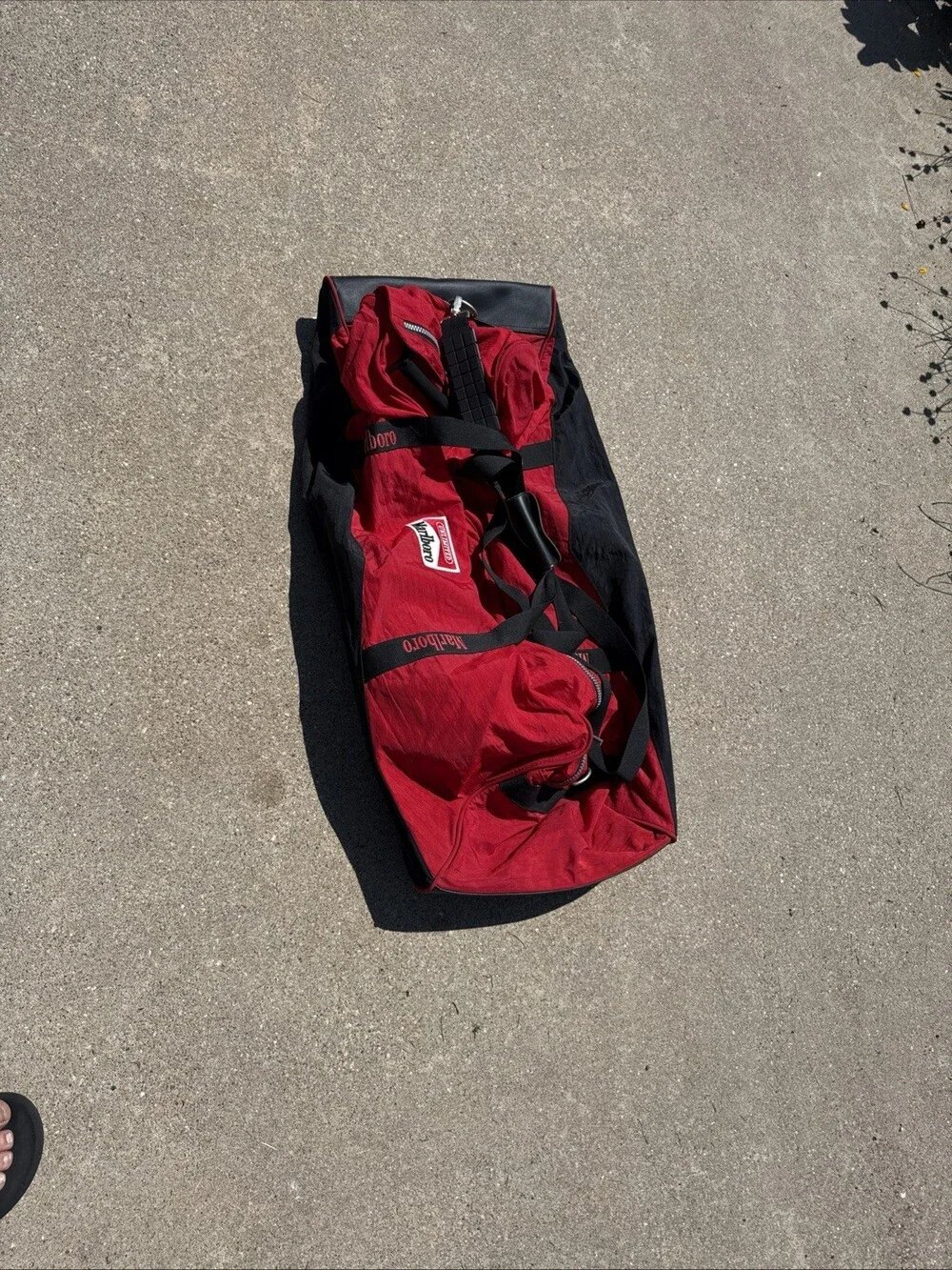 Vintage Marlboro Unlimited Gear - Rolling Travel Lg Duffel Bag - XL - 36